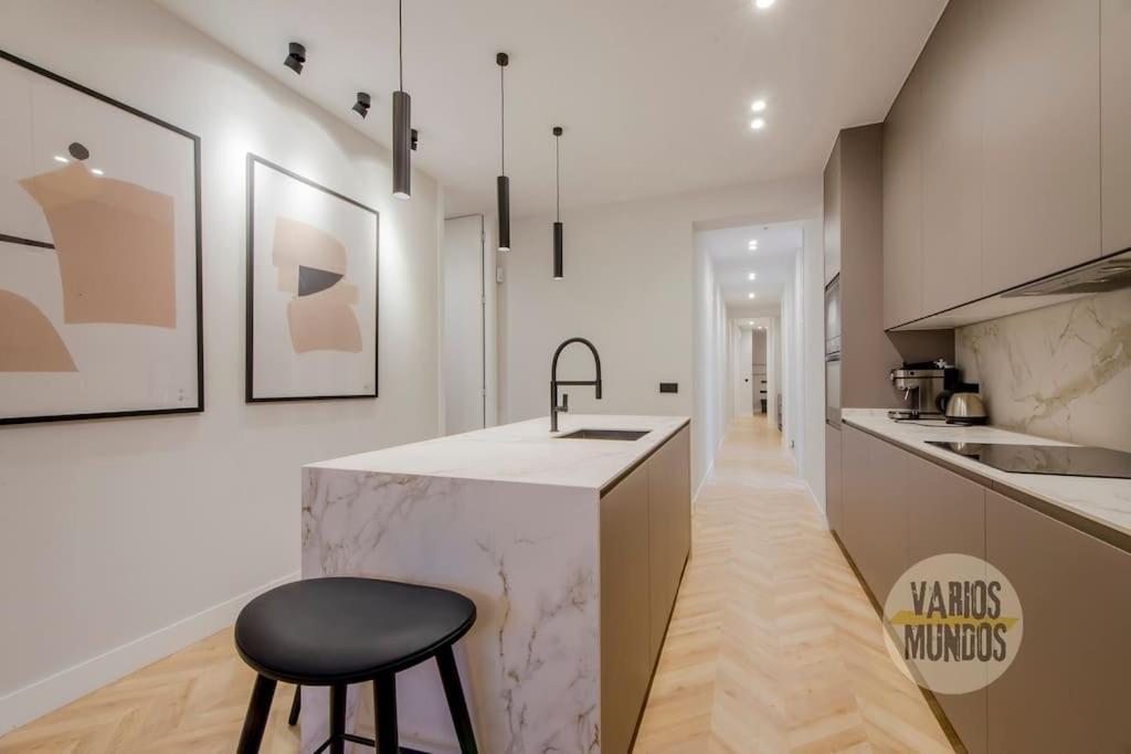 Apartamento De Lujo En La Emblematica Calle Montera